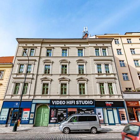 Prague Vysehradska Apartment Buitenkant foto